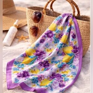 Amalfi Coast Silk Blend Lemon Square Scarf NWT